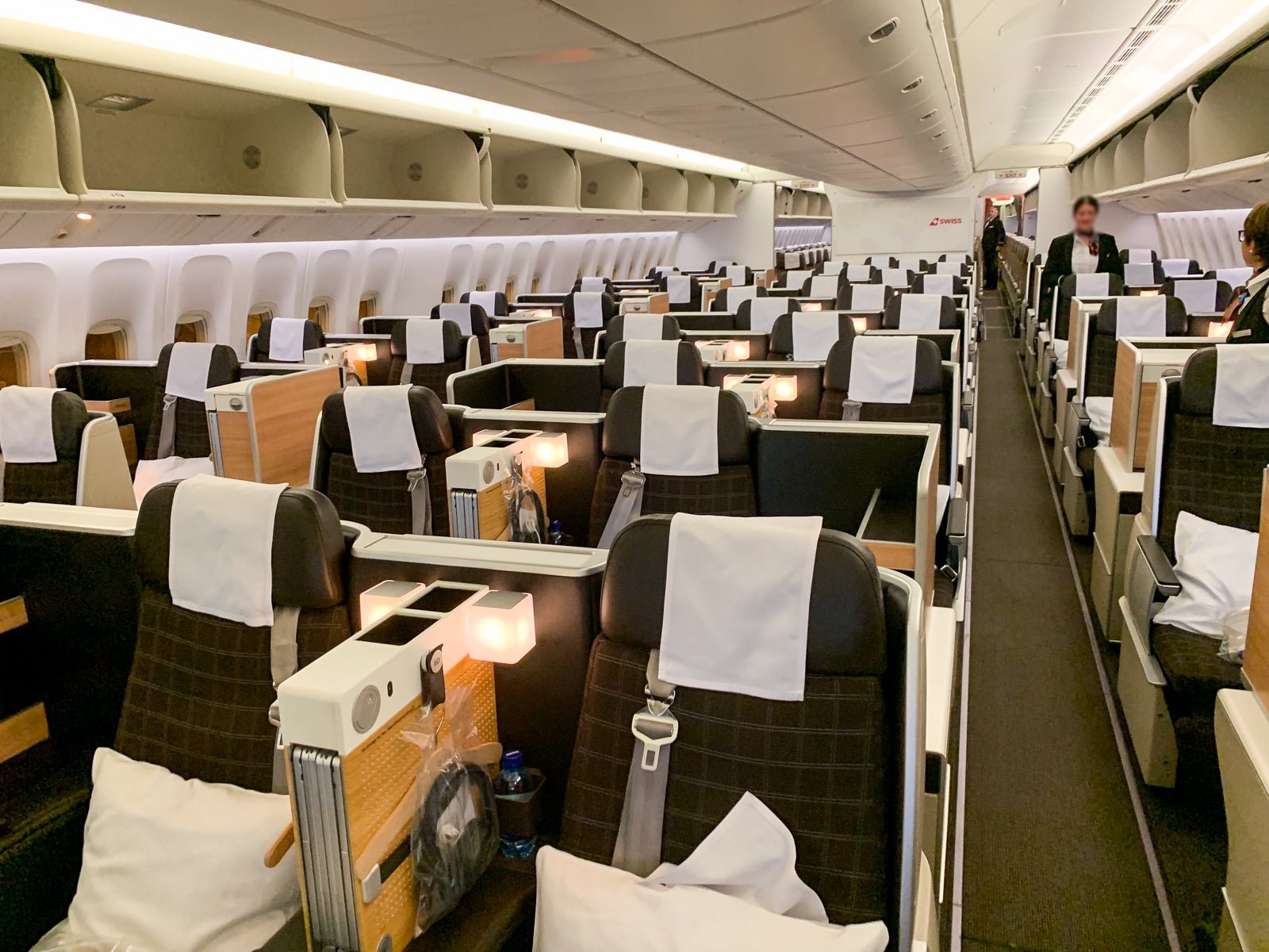 Navigating Swiss Business Class: Top Luxe Experience Tips