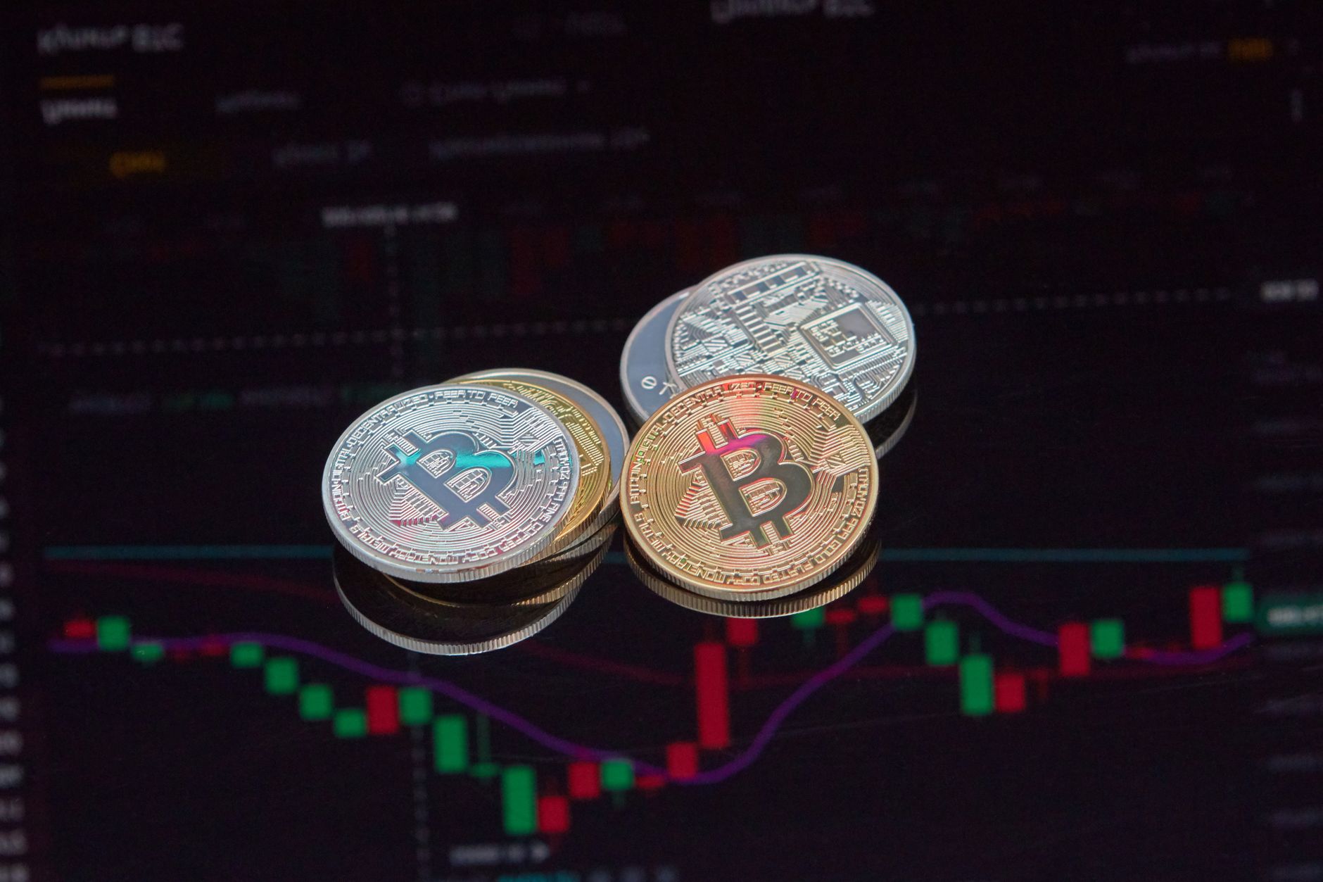 Bitcoin price capital inflows: Proven rise despite ETF outflows