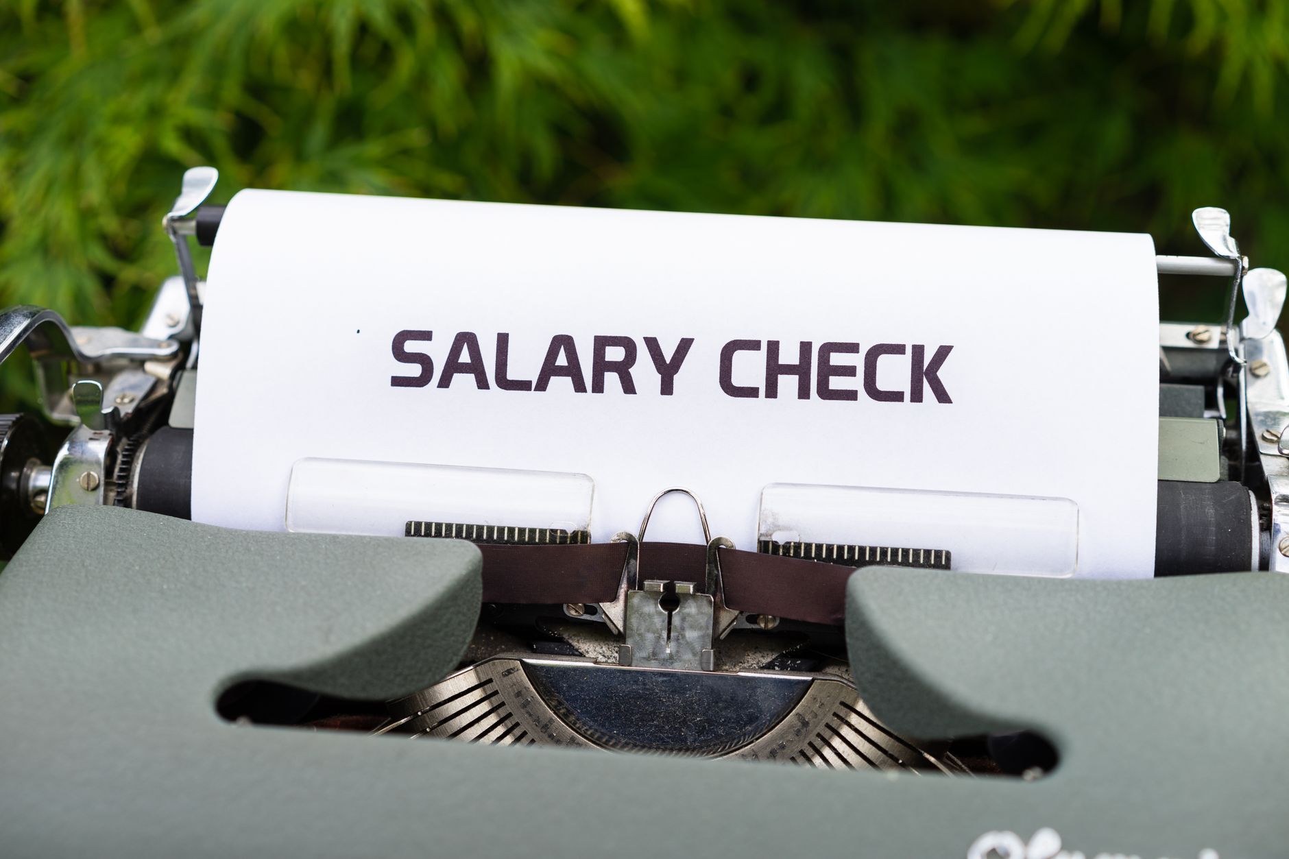 Mandatory EPF Wage Ceiling: Clear Benefits of Rs 25,000
